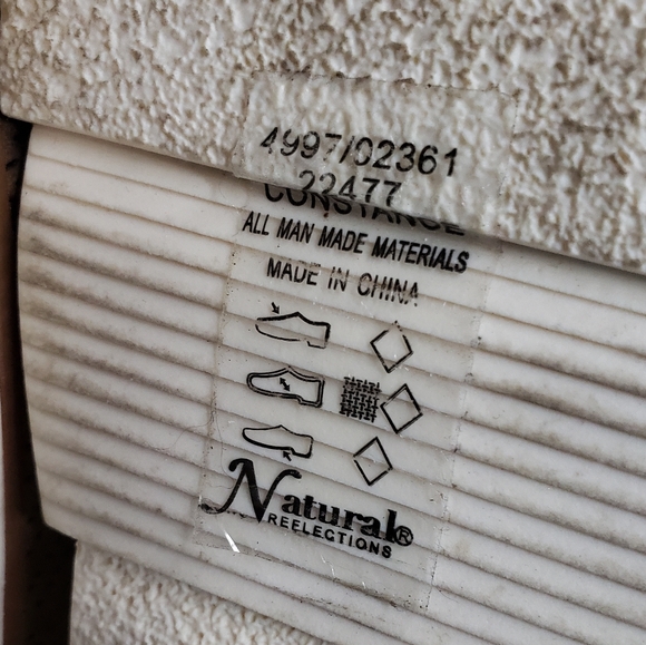 Natural Reflections "Constance" Tan Open-toed Wedge Mules Size 8. (SL2) - Picture 9 of 10